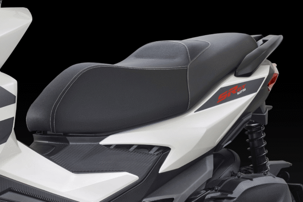 aprilia sr gt 125 abs