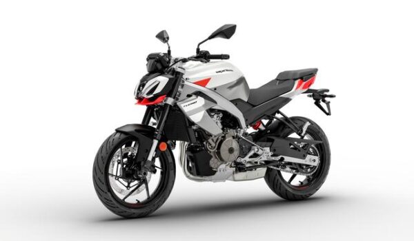aprilia tuono 457
