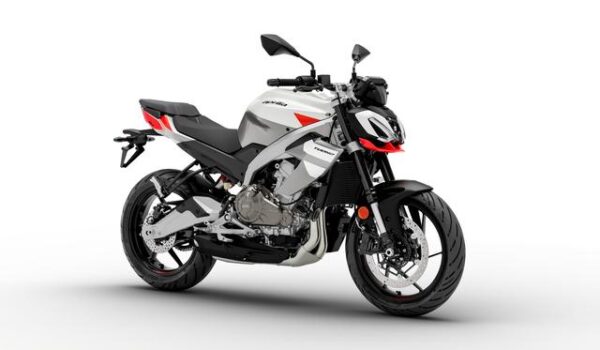 aprilia tuono 457